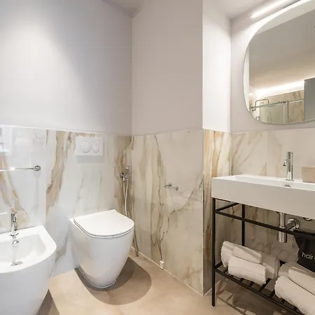 Karalin Corso Vittorio 3* كالياري