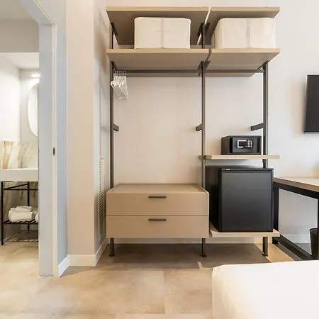 Karalin Corso Vittorio 3* كالياري